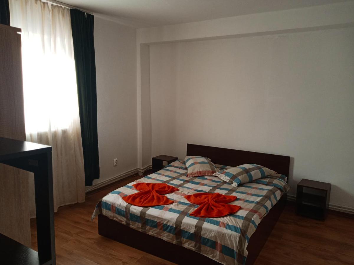 Varipatti House Слатина Екстериор снимка