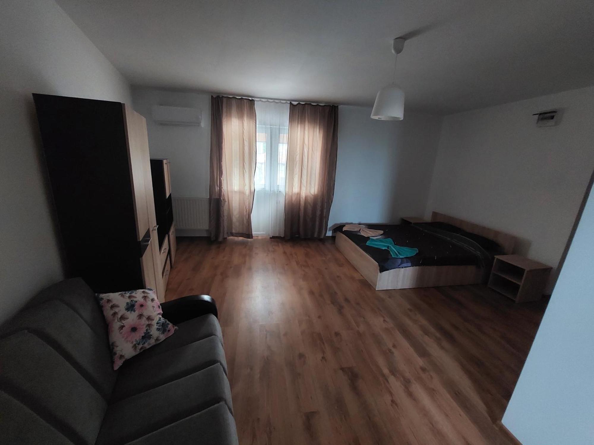 Varipatti House Слатина Екстериор снимка