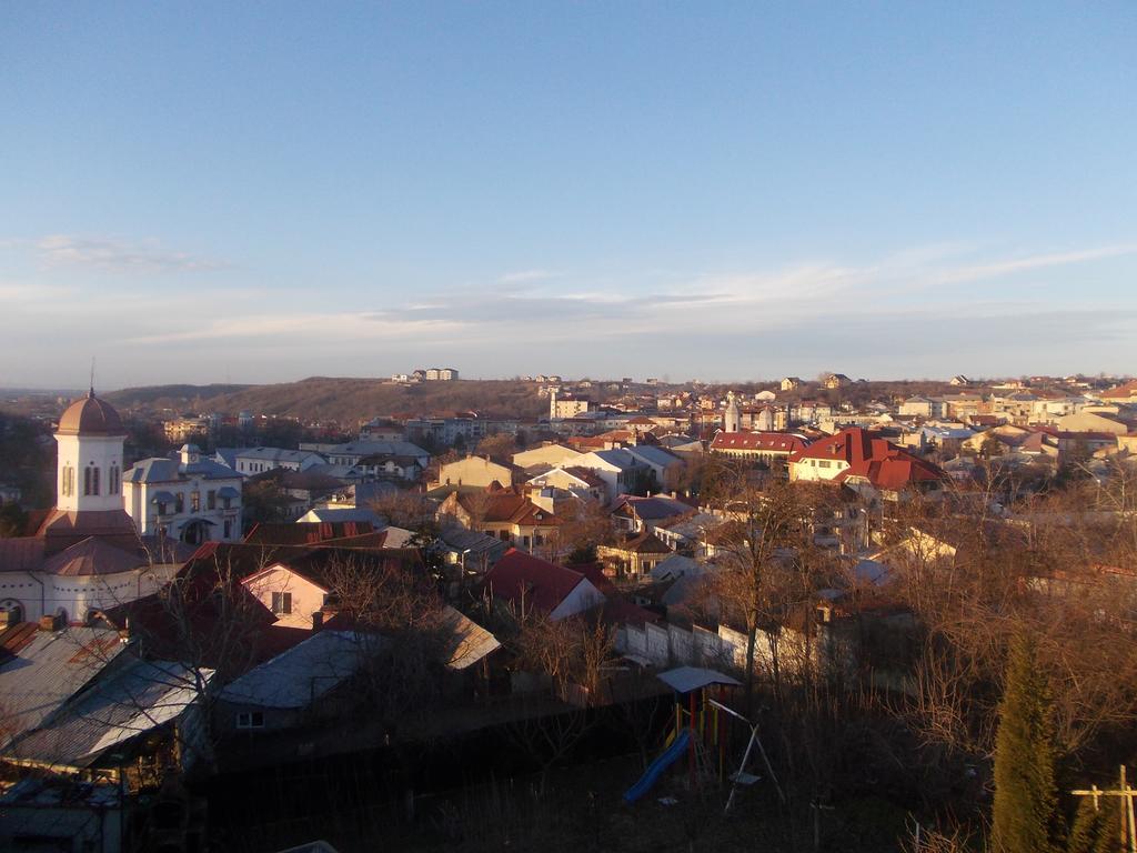 Varipatti House Слатина Стая снимка